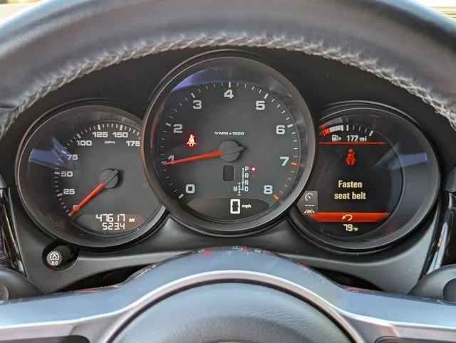 2020 Porsche Macan - Image 16 of 20