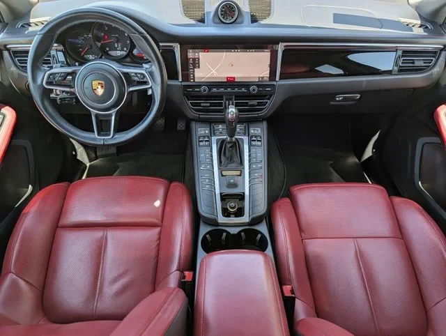 2020 Porsche Macan - Image 13 of 20