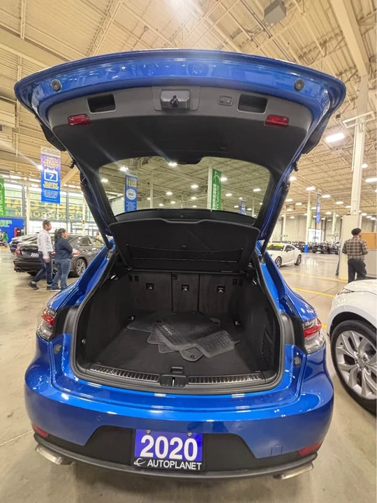 2020 Porsche Macan - Image 9 of 14