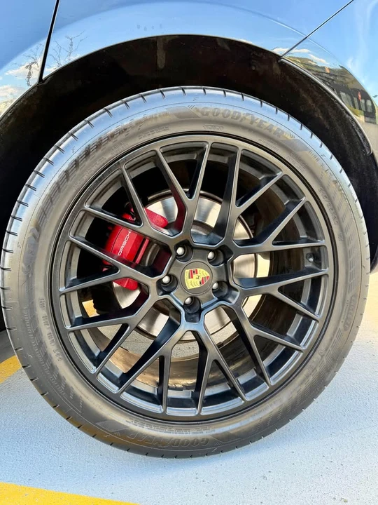 2020 Porsche Macan - Image 12 of 13