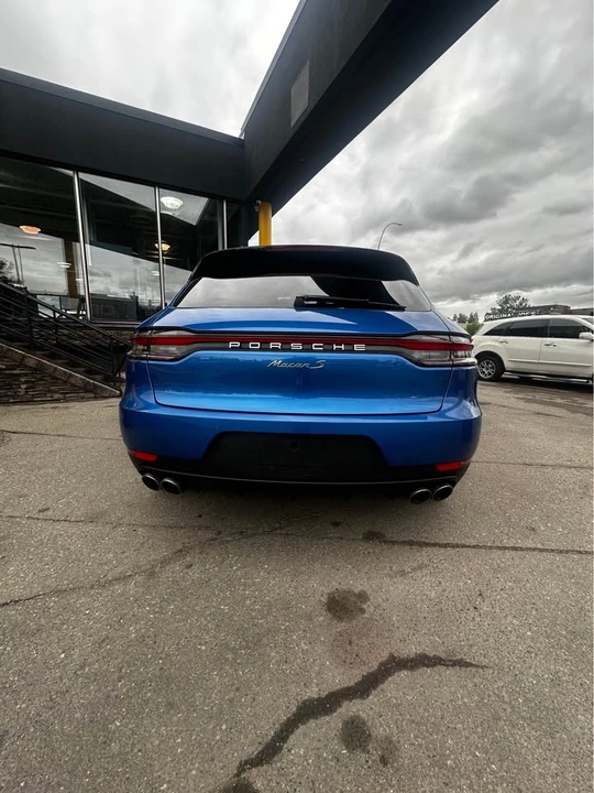 2020 Porsche Macan - Image 12 of 20