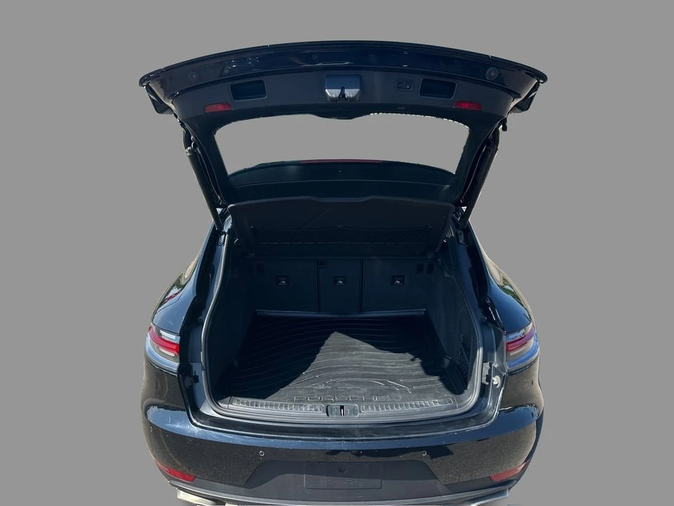 2020 Porsche Macan - Image 12 of 20