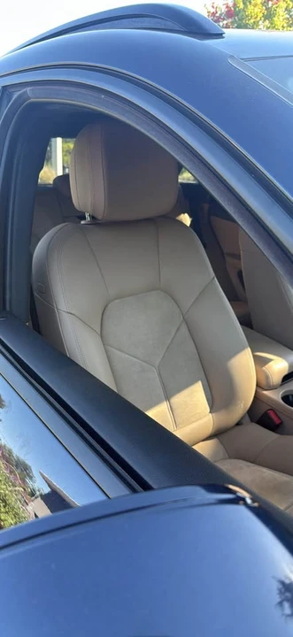 2020 Porsche Macan - Image 2 of 2