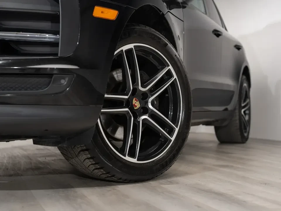 2020 Porsche Macan - Image 3 of 20