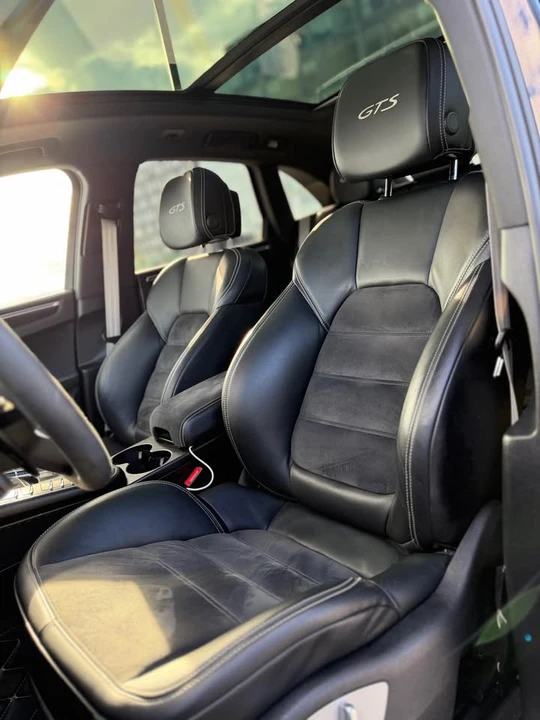 2020 Porsche Macan - Image 5 of 10