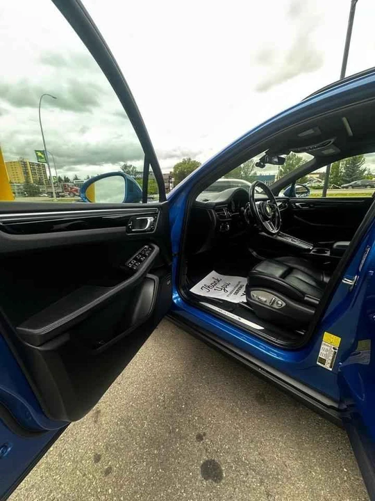 2020 Porsche Macan - Image 2 of 2