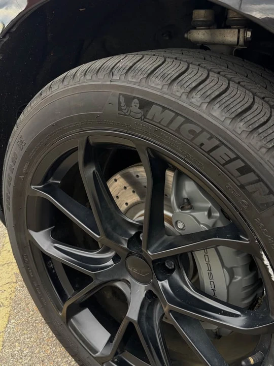 2020 Porsche Macan - Image 9 of 19