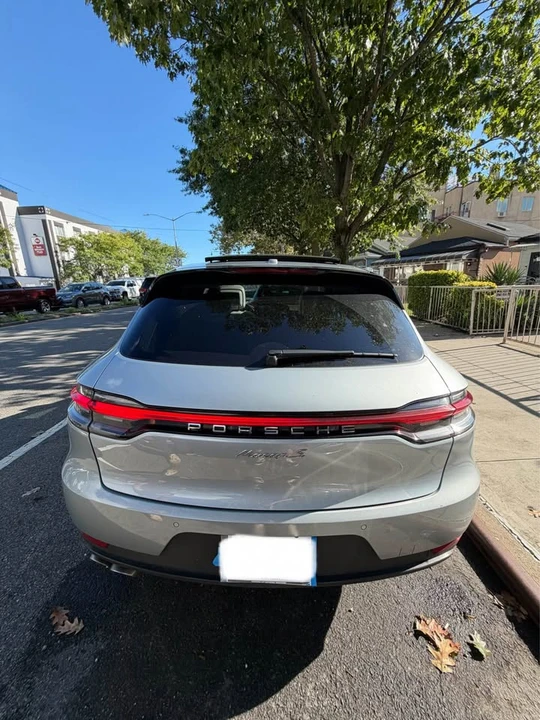 2020 Porsche Macan - Image 7 of 15