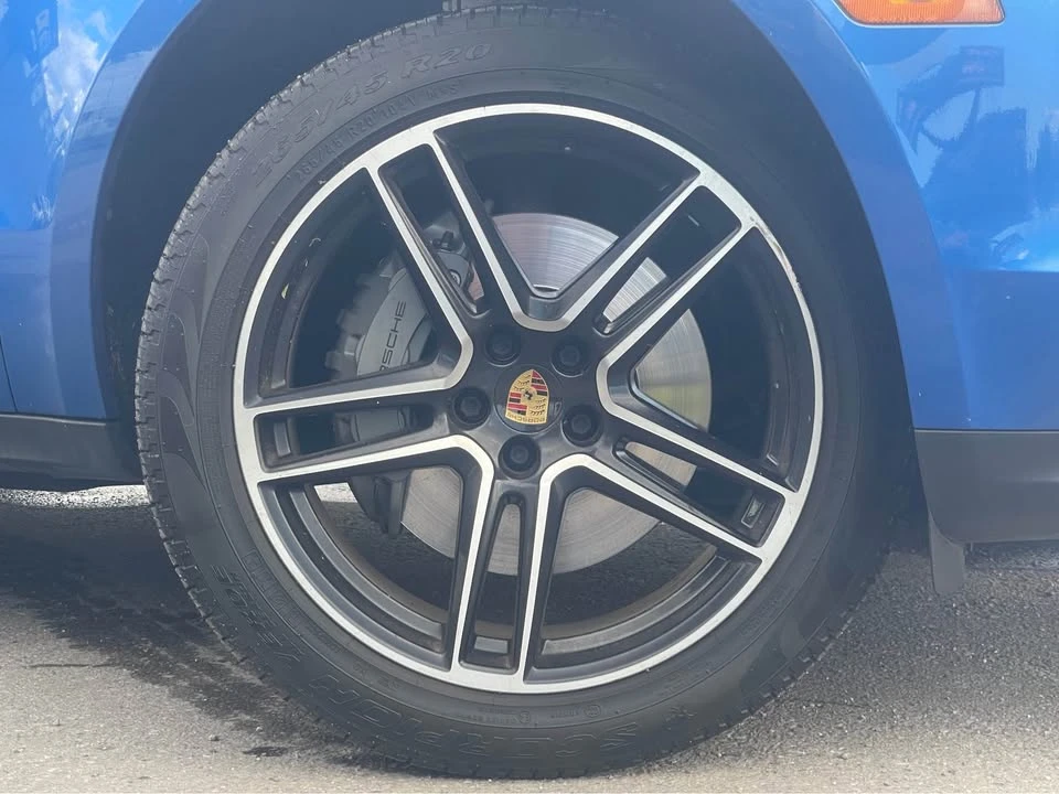 2020 Porsche Macan - Image 8 of 12