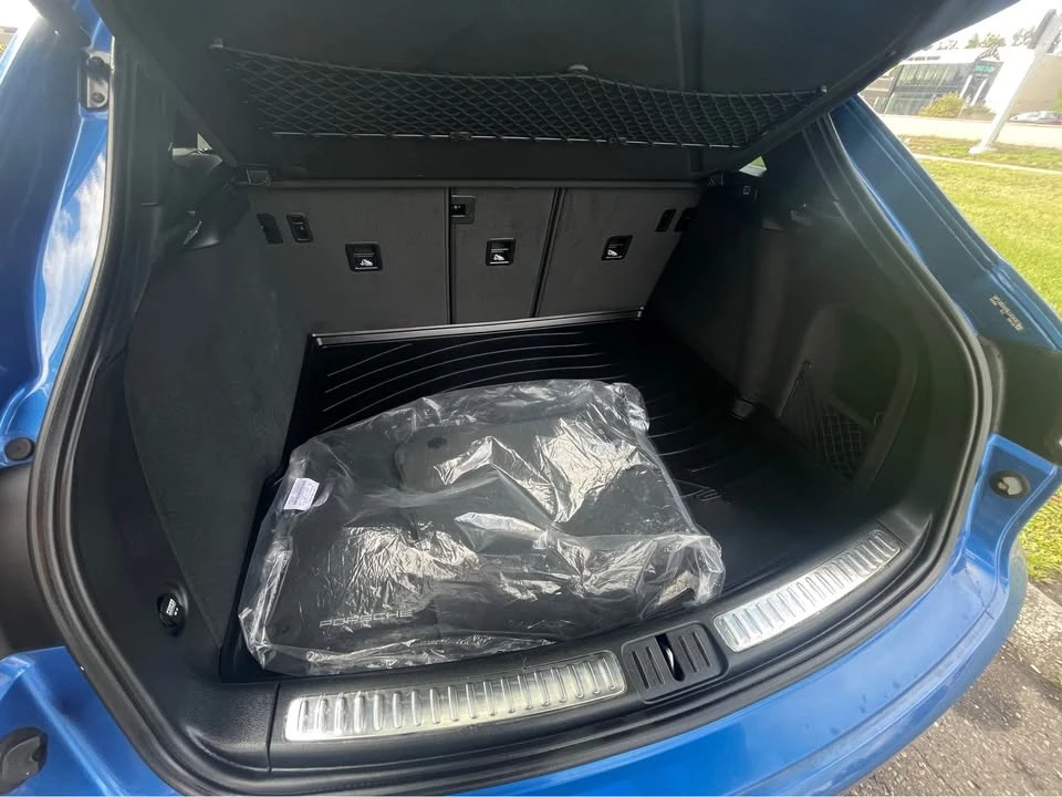 2020 Porsche Macan - Image 12 of 12