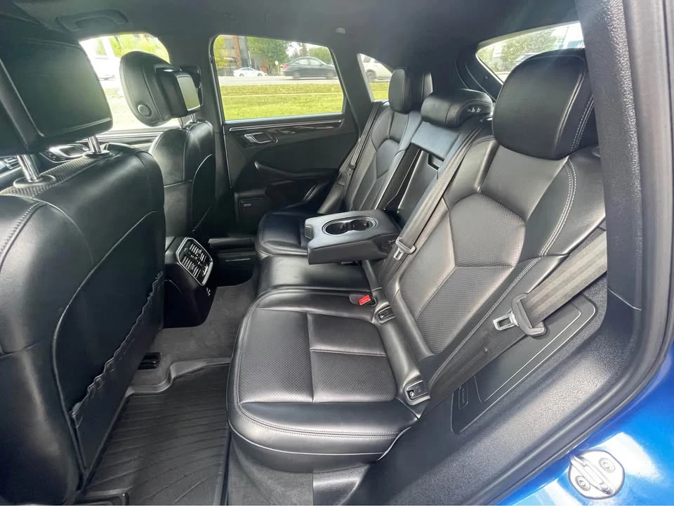 2020 Porsche Macan - Image 10 of 12