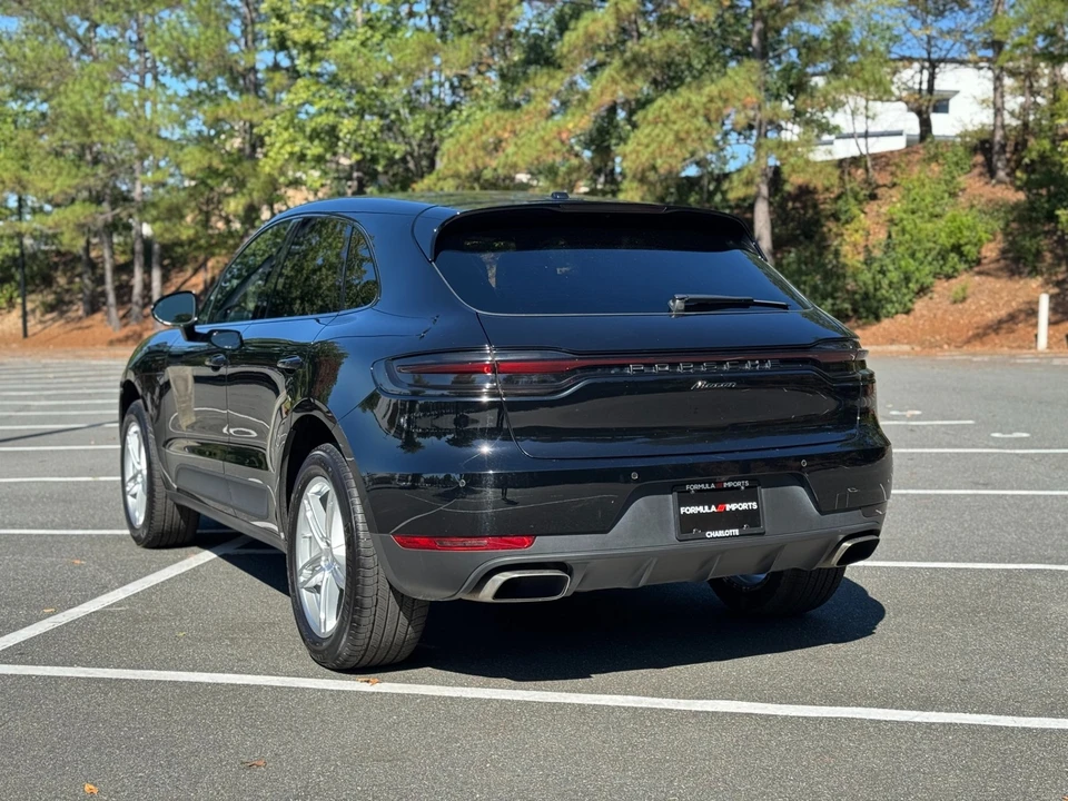2020 Porsche Macan - Image 8 of 12