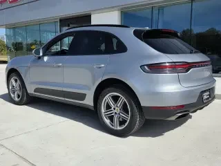 2020 Porsche Macan - Image 3 of 4