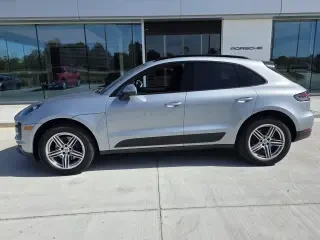 2020 Porsche Macan - Image 2 of 4