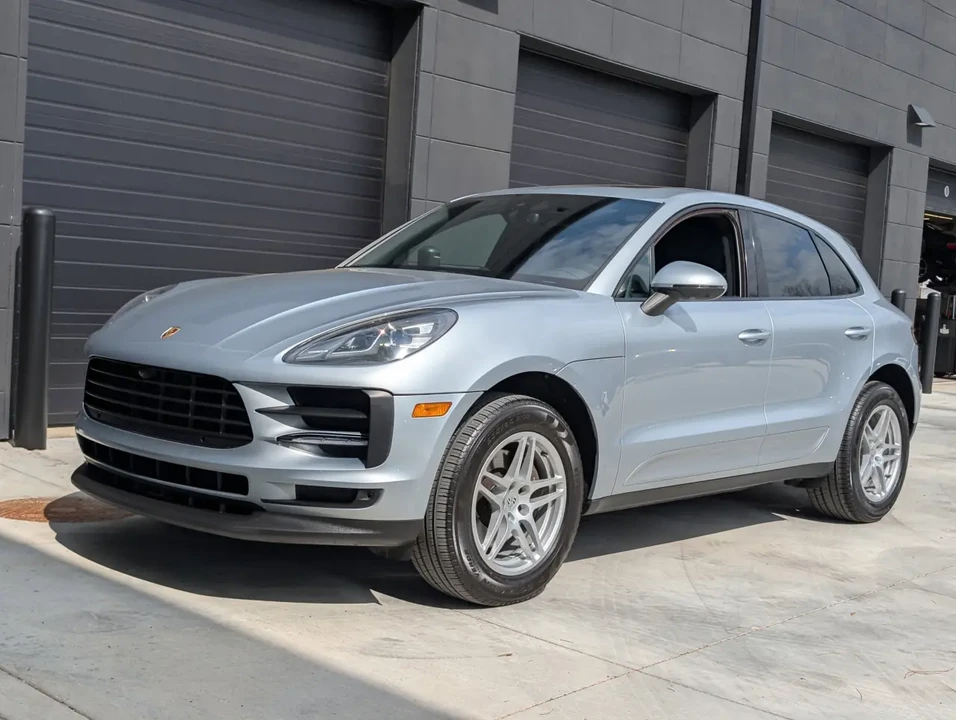 2020 Porsche Macan - Image 2 of 7