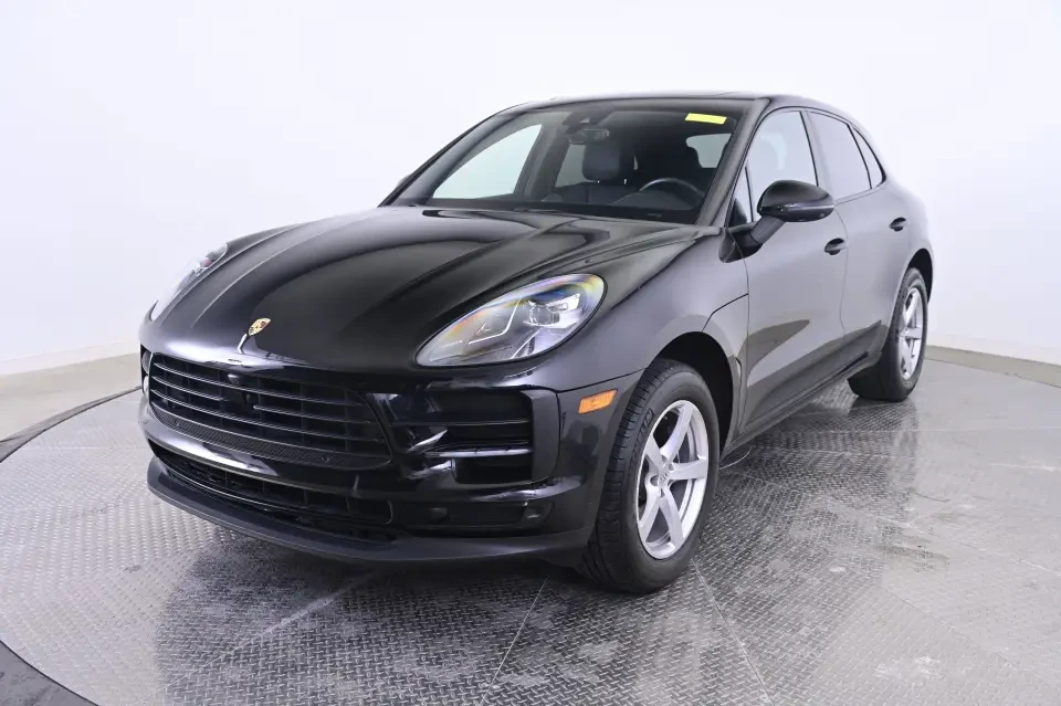 2020 Porsche Macan - Image 11 of 12