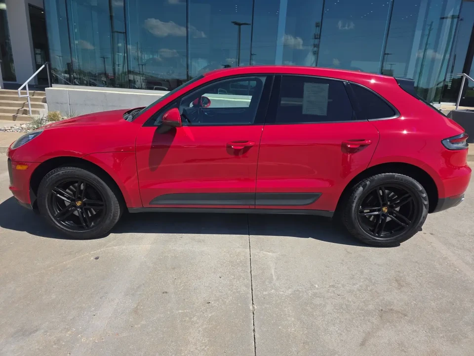 2020 Porsche Macan - Image 2 of 6