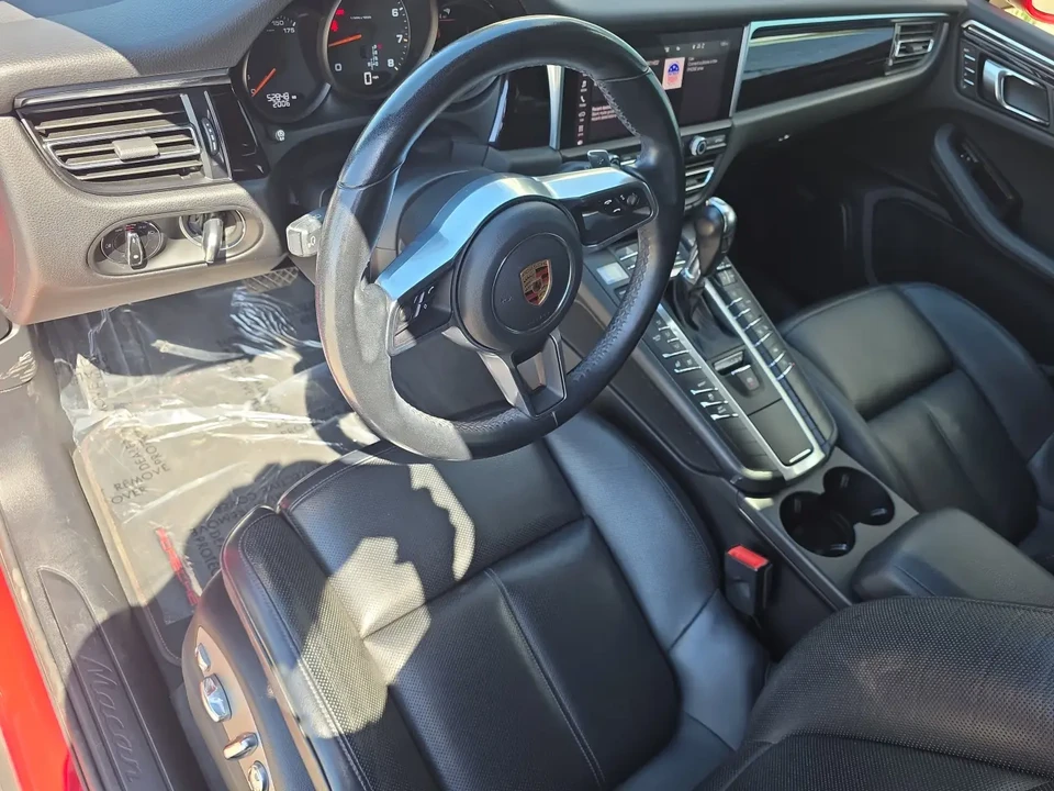 2020 Porsche Macan - Image 4 of 6