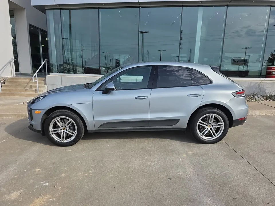 2020 Porsche Macan - Image 2 of 6