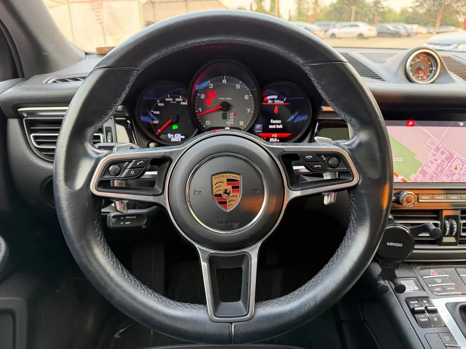 2020 Porsche Macan S - Image 18 of 19