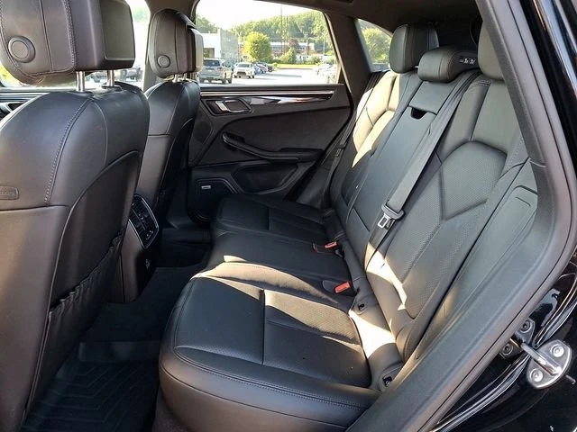2020 Porsche Macan S - Image 9 of 19