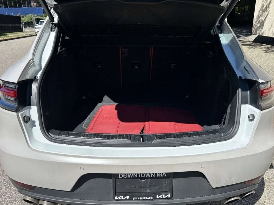 2020 Porsche Macan S - Image 18 of 20