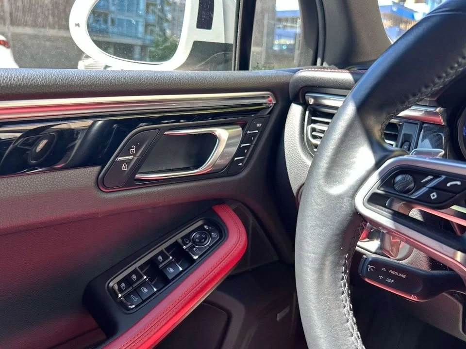 2020 Porsche Macan S - Image 11 of 20