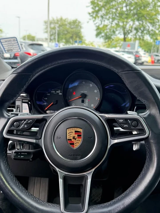2020 Porsche Macan S - Image 16 of 18