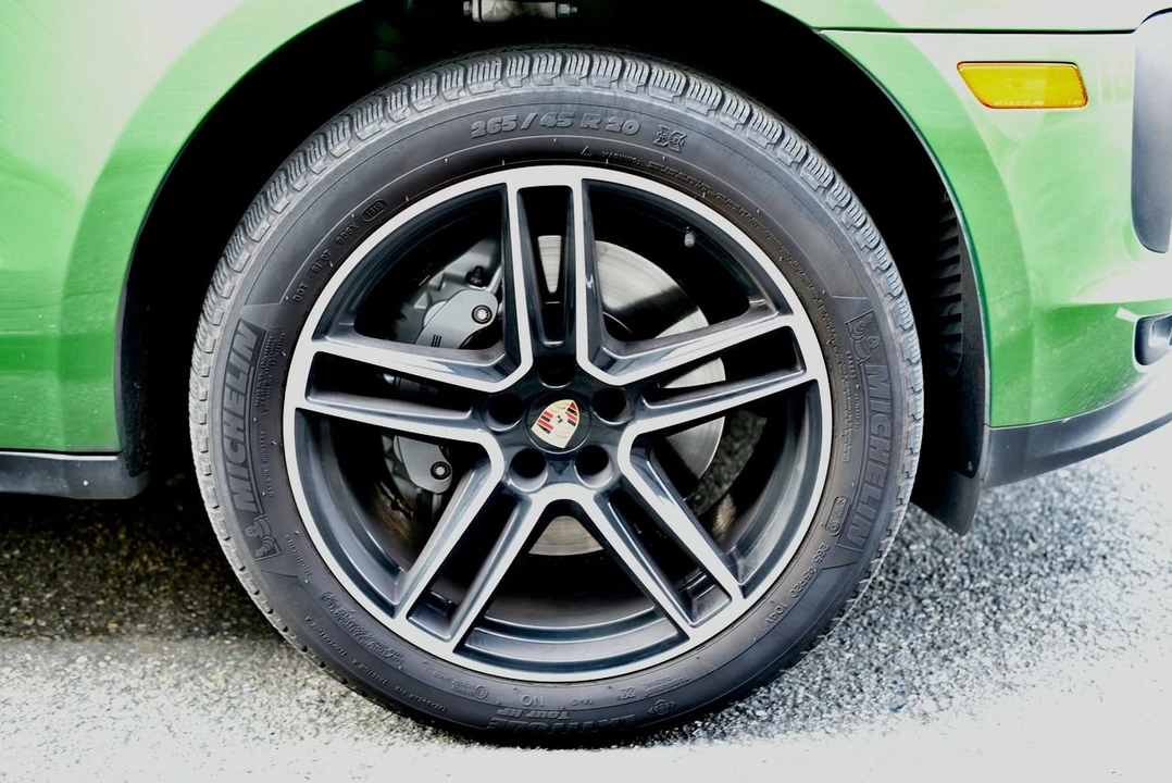 2020 Porsche Macan S - Image 11 of 31