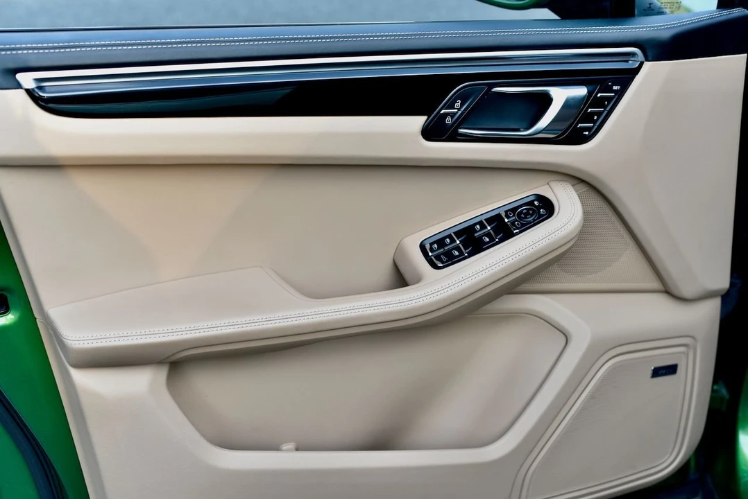 2020 Porsche Macan S - Image 17 of 31
