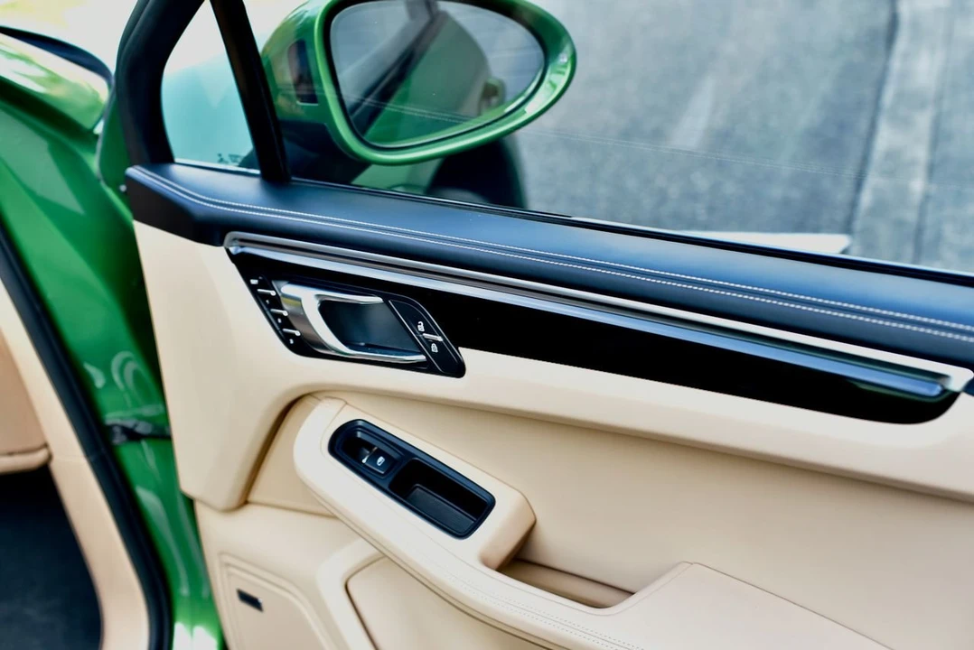 2020 Porsche Macan S - Image 18 of 31