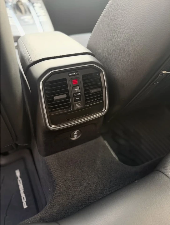 2020 Porsche Macan S - Image 13 of 18