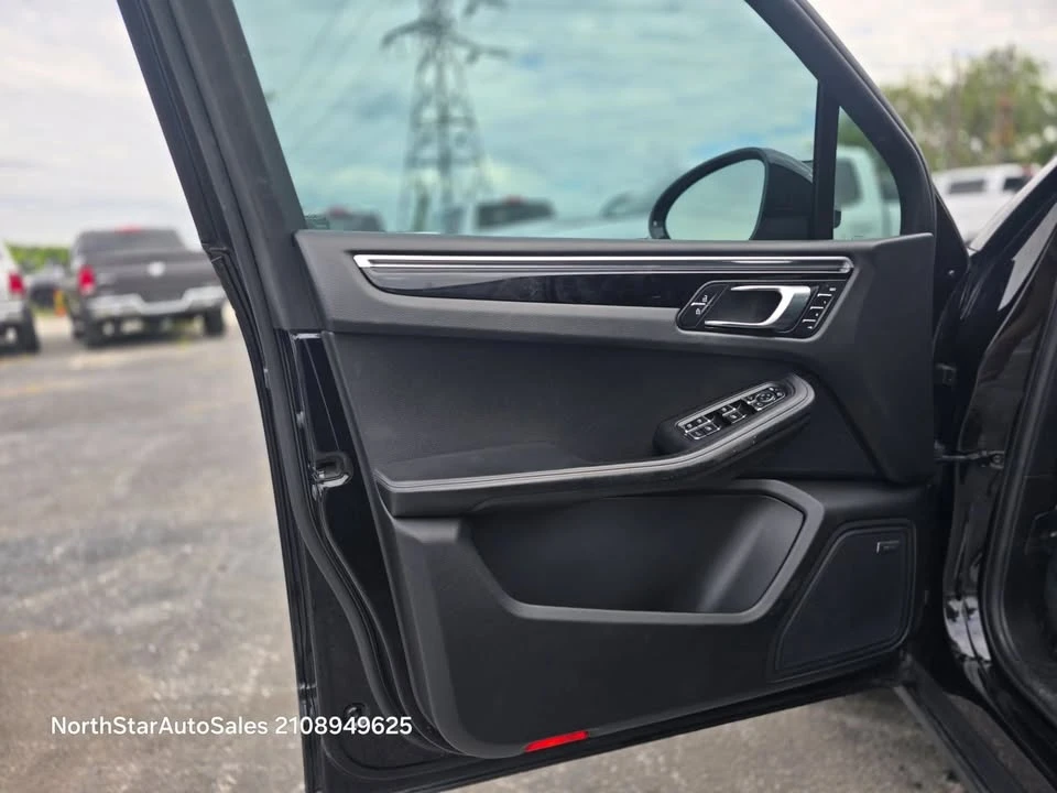 2020 Porsche Macan S - Image 16 of 20