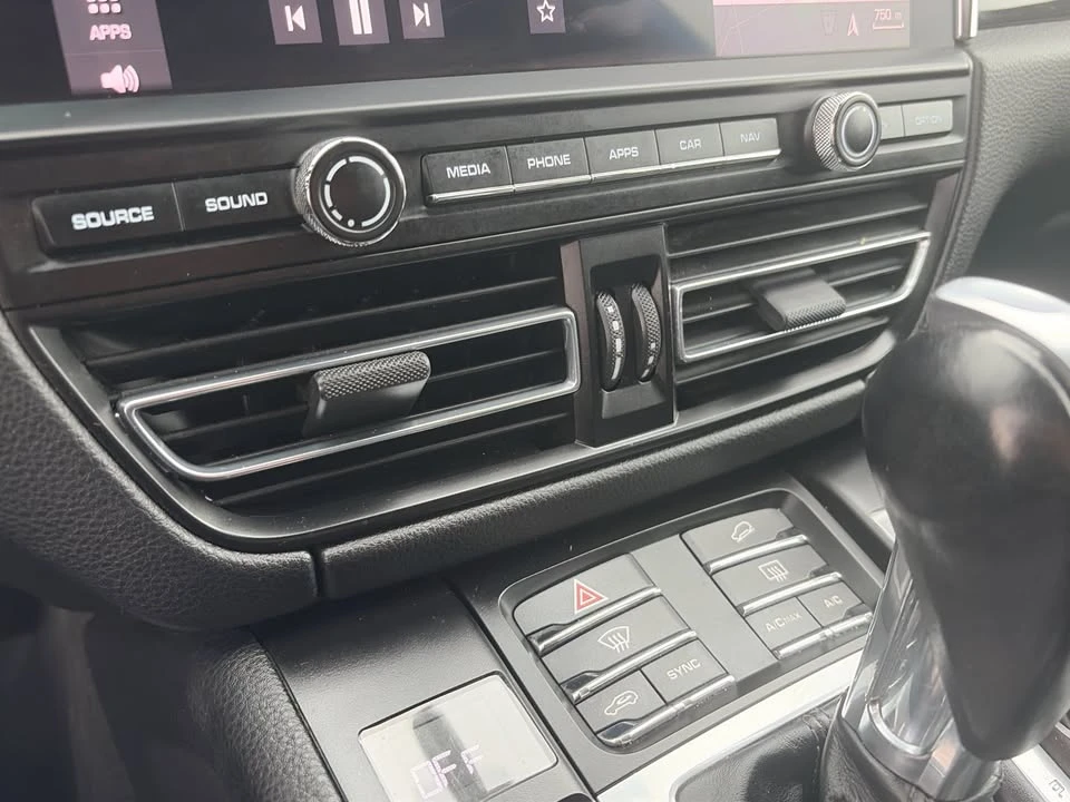 2020 Porsche Macan S - Image 6 of 14