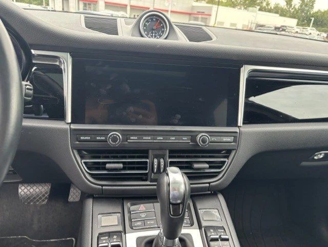 2020 Porsche Macan S - Image 8 of 9