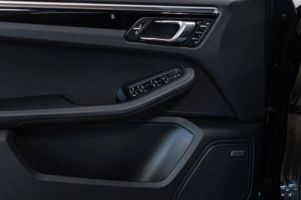 2020 Porsche Macan S - Image 8 of 20