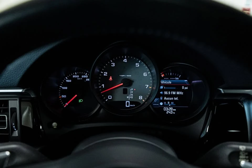 2020 Porsche Macan S - Image 11 of 20