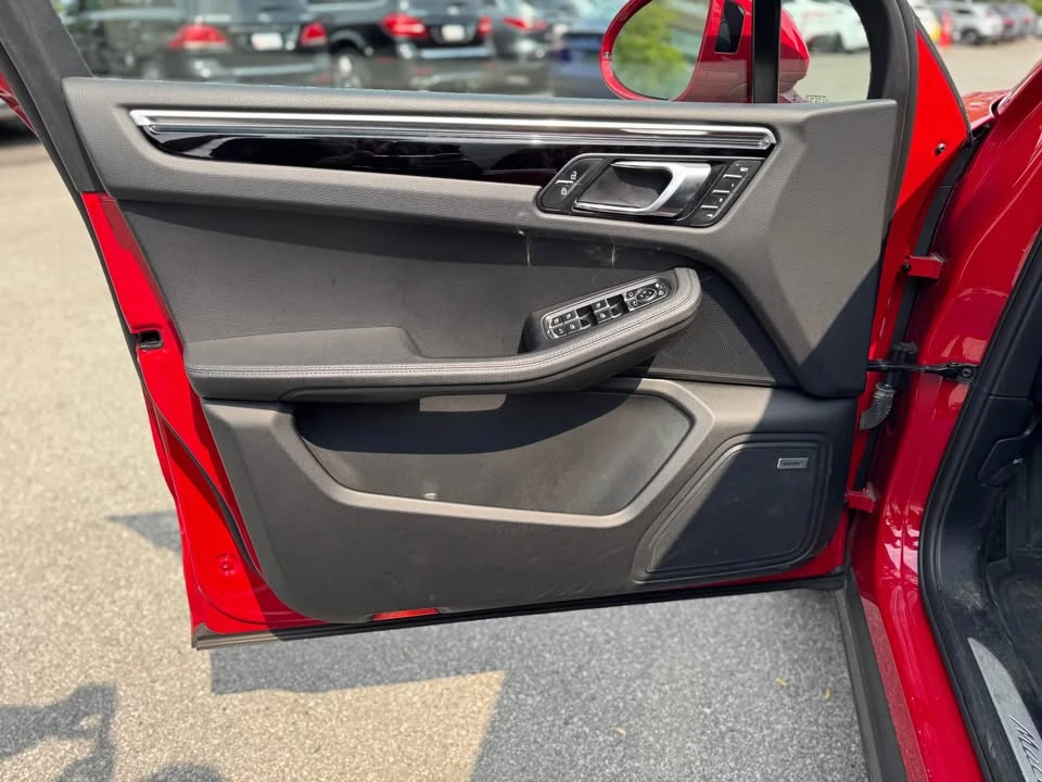 2020 Porsche Macan S - Image 11 of 18