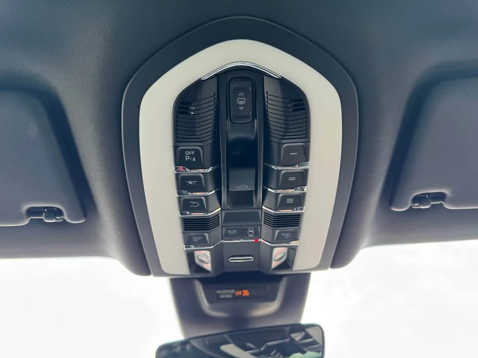 2020 Porsche Macan S - Image 18 of 18