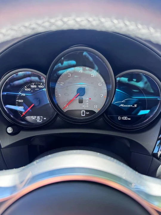 2020 Porsche Macan S - Image 11 of 24