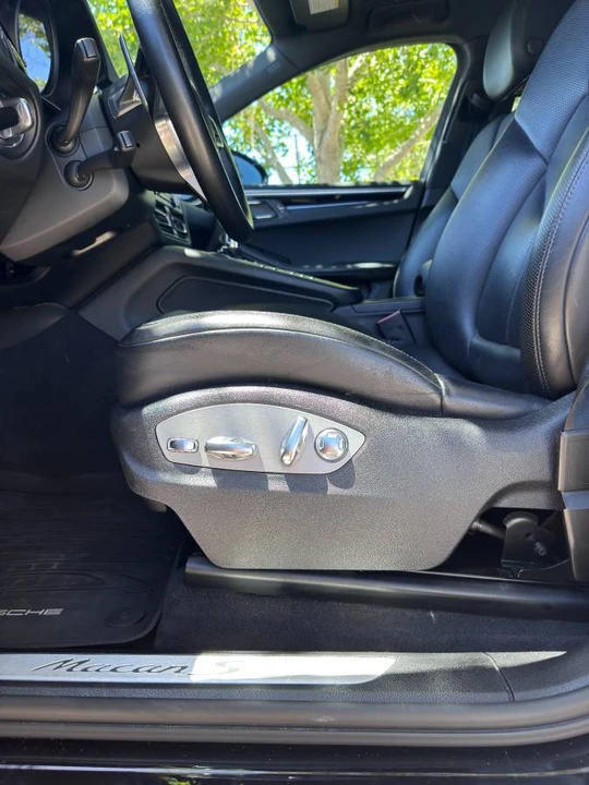 2020 Porsche Macan S - Image 9 of 24