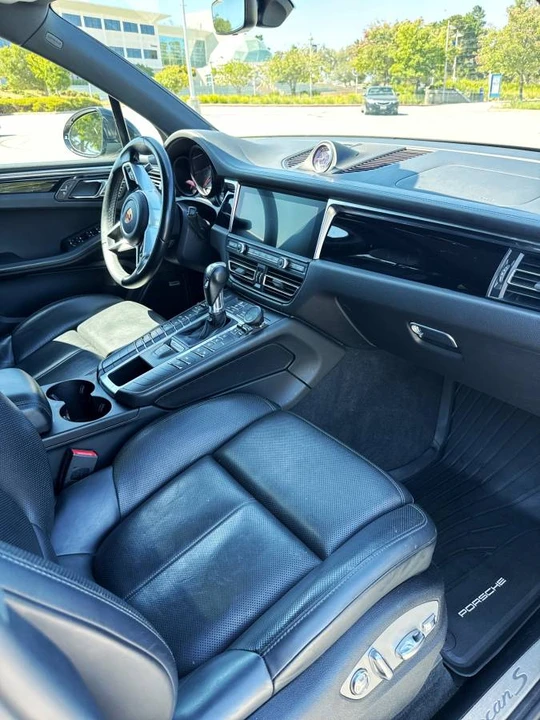 2020 Porsche Macan S - Image 10 of 24