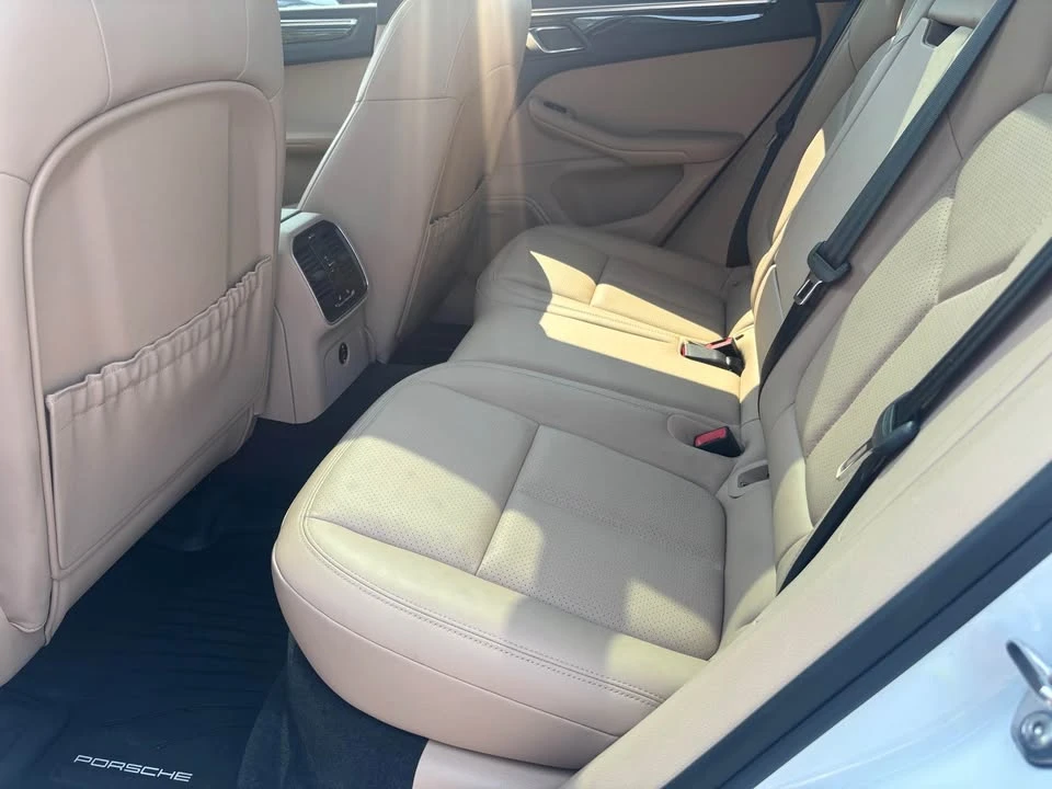 2020 Porsche Macan S - Image 11 of 16