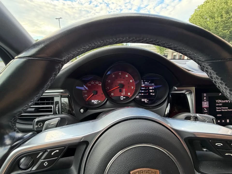 2020 Porsche Macan S - Image 13 of 19
