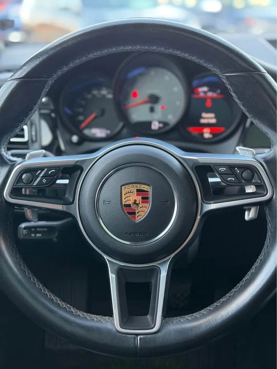 2020 Porsche Macan S - Image 15 of 16