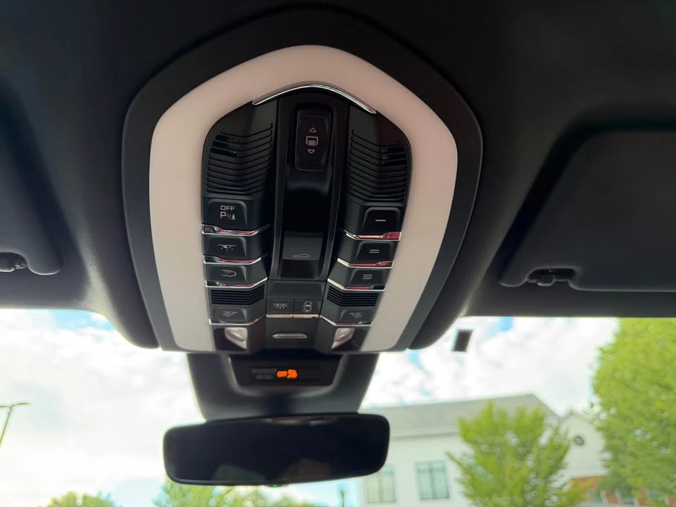 2020 Porsche Macan S - Image 17 of 19