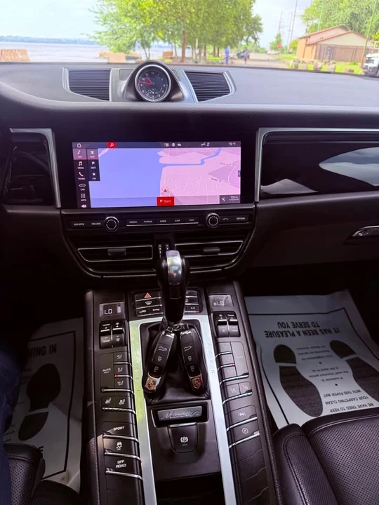 2020 Porsche Macan S - Image 8 of 17