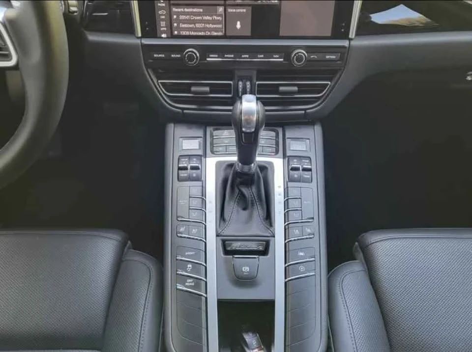 2020 Porsche Macan S - Image 16 of 17