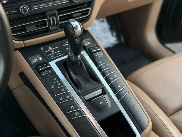 2020 Porsche Macan S - Image 24 of 28