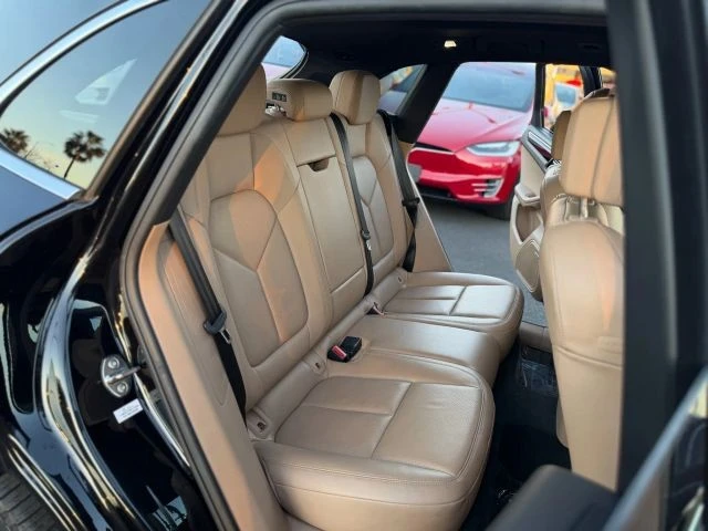 2020 Porsche Macan S - Image 13 of 28